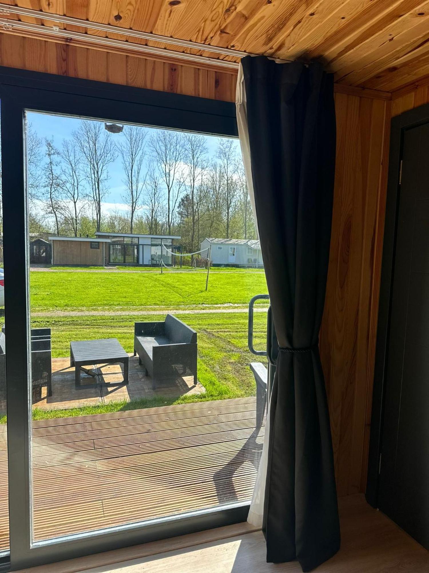 Luxe Tiny House Bij Het Leekstermeer Matsloot 외부 사진